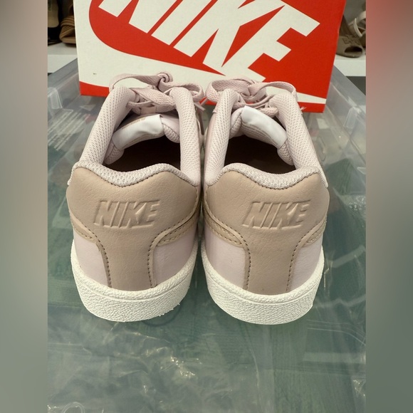 NIB Nike Court Royale Women’s Sneakers – Size 6.5 pink lavender purple - Picture 8 of 11